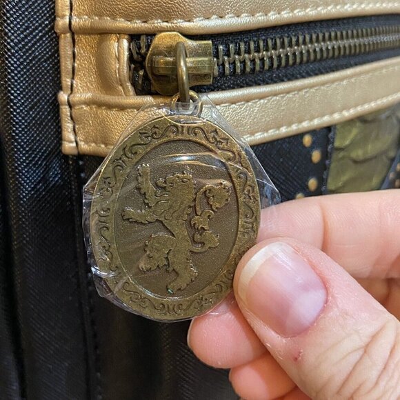 Loungefly Game Of Thrones Queen Cersei Armor Mini Backpack Limited Edition 2022 - Picture 8 of 15
